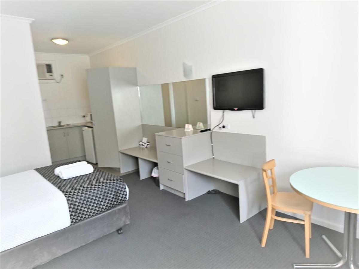 Glenelg Beach Gateway Studio Apartment Екстер'єр фото