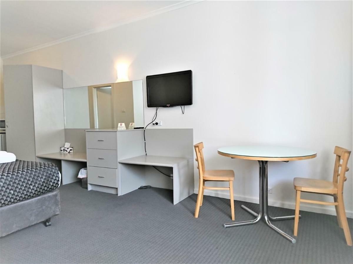 Glenelg Beach Gateway Studio Apartment Екстер'єр фото